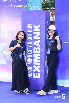 Photo HO CHI MINH CITY NIGHT RUN EXIMBANK 2026 - ebc82f50b03a58a6c56a61930ab57155.jpg