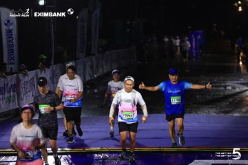 HO CHI MINH CITY NIGHT RUN EXIMBANK 2026 - Ảnh #4988166