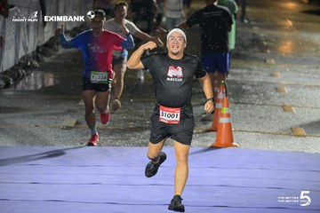 Photo HO CHI MINH CITY NIGHT RUN EXIMBANK 2026 - ec1c8982037ff18bbb418373e25a50e8.jpg