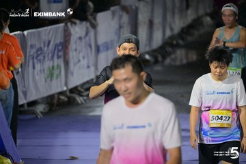 Photo HO CHI MINH CITY NIGHT RUN EXIMBANK 2026 - ec6316d6fd2e382d03617b051e4e9e85.jpg
