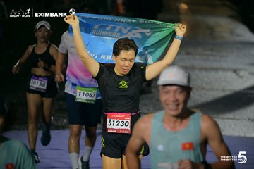 Photo HO CHI MINH CITY NIGHT RUN EXIMBANK 2026 - ee31879948126a5d2e993bcd84c8815f.jpg