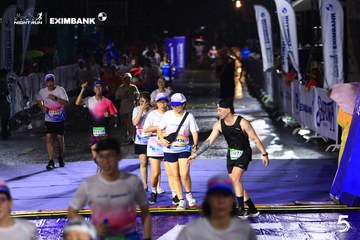 HO CHI MINH CITY NIGHT RUN EXIMBANK 2026 - Ảnh #4987624