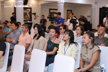 Photo HO CHI MINH CITY NIGHT RUN EXIMBANK 2026 - ee9f64411d70ed7a75e2fa425f01d136.jpg