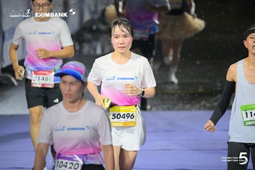 Photo HO CHI MINH CITY NIGHT RUN EXIMBANK 2026 - ef0e95543828f09310d70740c6d6274d.jpg