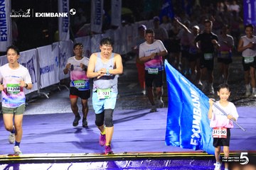 HO CHI MINH CITY NIGHT RUN EXIMBANK 2026 - Ảnh #4987805