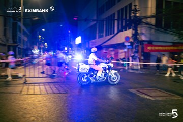 Photo HO CHI MINH CITY NIGHT RUN EXIMBANK 2026 - f00384e034913b1d65bbf650e848a73f.jpg