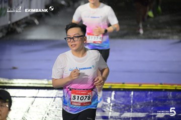Photo HO CHI MINH CITY NIGHT RUN EXIMBANK 2026 - f07bb37ce920200b2f81727e5e248ec4.jpg