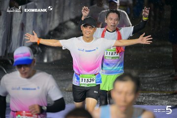 Photo HO CHI MINH CITY NIGHT RUN EXIMBANK 2026 - f0f150fc25d3e4b97ab0e7be7b4ef5fc.jpg