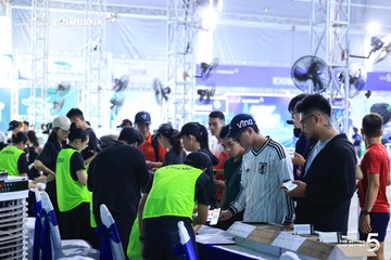 Photo HO CHI MINH CITY NIGHT RUN EXIMBANK 2026 - f153c4de886becb6eeaf4b2acbaaac6b.jpg