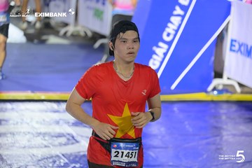 HO CHI MINH CITY NIGHT RUN EXIMBANK 2026 - Ảnh #4980965