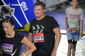 Photo HO CHI MINH CITY NIGHT RUN EXIMBANK 2026 - f2695fb1a2f07c84b8326e04d502ee06.jpg