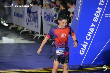 HO CHI MINH CITY NIGHT RUN EXIMBANK 2026 - Ảnh #4986287