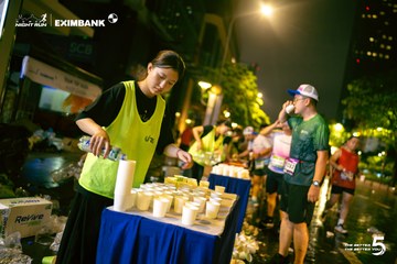 Photo HO CHI MINH CITY NIGHT RUN EXIMBANK 2026 - f30fe1ca0dd9d751781e36d057571023.jpg