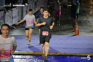 Photo HO CHI MINH CITY NIGHT RUN EXIMBANK 2026 - f362679ec063249b7d864f87b47db398.jpg
