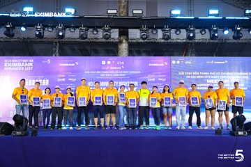 Photo HO CHI MINH CITY NIGHT RUN EXIMBANK 2026 - f3c33d38997e0102cb6a7ba157c536e2.jpg