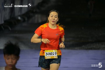 Photo HO CHI MINH CITY NIGHT RUN EXIMBANK 2026 - f3cedd8d6bf5c6771fc9d9c577d2d4db.jpg