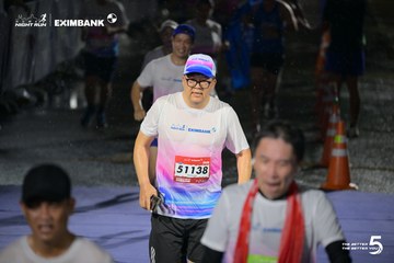 Photo HO CHI MINH CITY NIGHT RUN EXIMBANK 2026 - f3f755b803a9c4c106eb5ce352f8f623.jpg