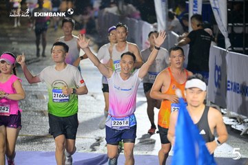HO CHI MINH CITY NIGHT RUN EXIMBANK 2026 - Ảnh #4982691