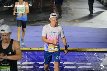 Photo HO CHI MINH CITY NIGHT RUN EXIMBANK 2026 - f502a070f7b5e5d95d0b6569a8082365.jpg