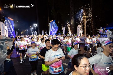Ảnh sự kiện HO CHI MINH CITY NIGHT RUN EXIMBANK 2026 - f5c36b318cf91636559966feed29661f.jpg