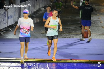 Ảnh sự kiện HO CHI MINH CITY NIGHT RUN EXIMBANK 2026 - f5c5b580eecb95dc784ab6e528d5139e.jpg