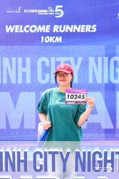 Photo HO CHI MINH CITY NIGHT RUN EXIMBANK 2026 - f60de9f714fa2e42877700d304d8a149.jpg