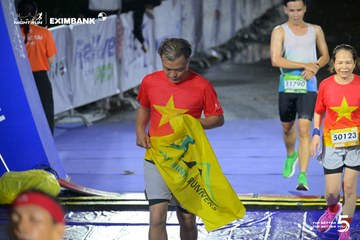 Ảnh sự kiện HO CHI MINH CITY NIGHT RUN EXIMBANK 2026 - f703c1e918a1ae5c0025f154f08a2694.jpg