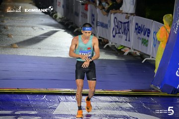 Photo HO CHI MINH CITY NIGHT RUN EXIMBANK 2026 - f716ea549ff9b8c60774fe979e769a39.jpg