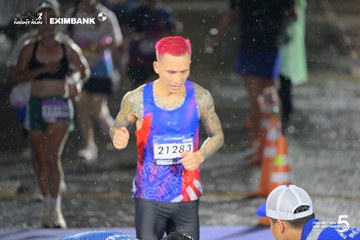 Photo HO CHI MINH CITY NIGHT RUN EXIMBANK 2026 - f71ece98fead61e021ca64d0776638d8.jpg