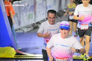 Photo HO CHI MINH CITY NIGHT RUN EXIMBANK 2026 - f80850ff3eb41e90a11f7a0b730fab80.jpg