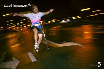 Photo HO CHI MINH CITY NIGHT RUN EXIMBANK 2026 - f851a4c8efe8975cff7f834145e7d25f.jpg