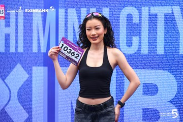 Photo HO CHI MINH CITY NIGHT RUN EXIMBANK 2026 - f8c4ad4b2c98afc19660bc28de537e2b.jpg