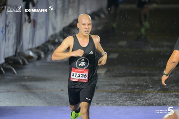Photo HO CHI MINH CITY NIGHT RUN EXIMBANK 2026 - f8e70d0c425b8e0f80e6848ea4b89929.jpg