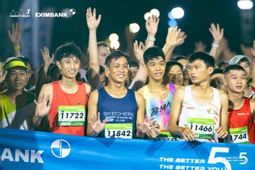 Photo HO CHI MINH CITY NIGHT RUN EXIMBANK 2026 - f919616726a00ef12185f13a9ab3e1b6.jpg