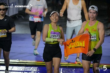 Photo HO CHI MINH CITY NIGHT RUN EXIMBANK 2026 - f9f9ff19d81a9a2ca3ecd6b7031c7bda.jpg