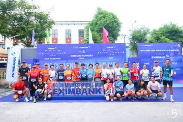 Photo HO CHI MINH CITY NIGHT RUN EXIMBANK 2026 - fa072248c97f76774a72946c3fcff491.jpg