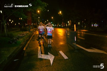 Photo HO CHI MINH CITY NIGHT RUN EXIMBANK 2026 - fa1f1e274d08f73dbb8866979a6a603b.jpg
