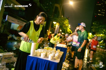 Photo HO CHI MINH CITY NIGHT RUN EXIMBANK 2026 - fa29c9c5e697250a63ded3b7484e1f8d.jpg