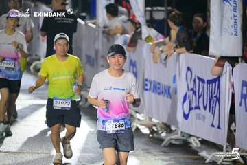 HO CHI MINH CITY NIGHT RUN EXIMBANK 2026 - Ảnh #4980374
