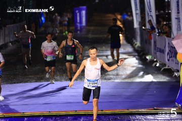 HO CHI MINH CITY NIGHT RUN EXIMBANK 2026 - Ảnh #4987673