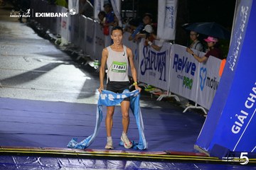 Photo HO CHI MINH CITY NIGHT RUN EXIMBANK 2026 - fb408b6774388c8833da0aec3adc98db.jpg