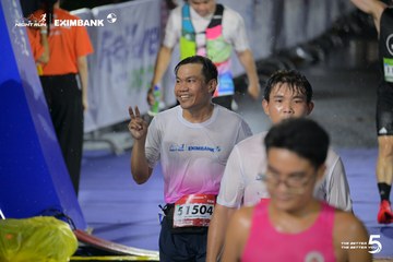 Photo HO CHI MINH CITY NIGHT RUN EXIMBANK 2026 - fb860c1d583b6be9eddaeb80d575b44c.jpg