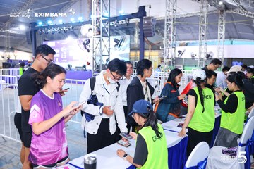 Photo HO CHI MINH CITY NIGHT RUN EXIMBANK 2026 - fc6d66c81a0d10fe15a6d5667c5204f4.jpg