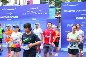 Photo HO CHI MINH CITY NIGHT RUN EXIMBANK 2026 - fc86a2296b7e27e40acfce90a31a14c5.jpg