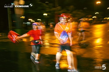 Photo HO CHI MINH CITY NIGHT RUN EXIMBANK 2026 - fee99800196f601356c4fbe9f72b7d5c.jpg