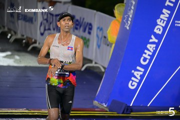 Photo HO CHI MINH CITY NIGHT RUN EXIMBANK 2026 - fef9fa244bf730b700bc2905d7c98837.jpg