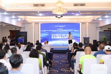 Photo HO CHI MINH CITY NIGHT RUN EXIMBANK 2026 - ff3bdf781a02f3fdbb622fb77cac1e6c.jpg