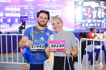 Photo HO CHI MINH CITY NIGHT RUN EXIMBANK 2026 - ff54fc319ce362ccc922e0dd9da5d942.jpg