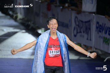 Photo HO CHI MINH CITY NIGHT RUN EXIMBANK 2026 - ff8340391e2a857de70da6f6f4bb016e.jpg