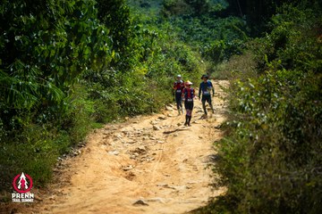 Ảnh sự kiện PRENN TRAIL SUMMIT 2025 - 305b3bfbbdc545305dd6d30338ba8d50.jpg